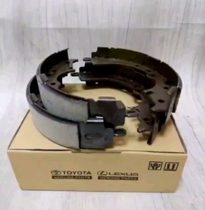 Kampas Rem Belakang Innova / Brake Shoe