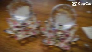 Cặp tượng pha Lê hình bông sen trang trí trong nhà hoặc  văn phòng làm việc.