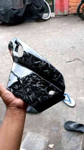 tutup.bok aki fizr karbon forget