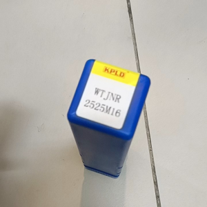 HOLDER WTJNR 2525M16 + INSERT SEGITIGA /HOLDER BUBUT