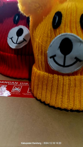 Kupluk Rajut bayi / Topi Kupluk Bayi karakter Bear gratis nama suka suka