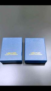 ( HCM SHIP NHANH ) Bật điện cao cấp 4 tia pasma vân trơn nhám XH-215 có đèn led hiển thị pin hàng full box