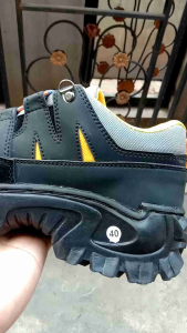 SEPATU SAFETY BOOTS PRIA WIRLO AGLS UJUNG BESI