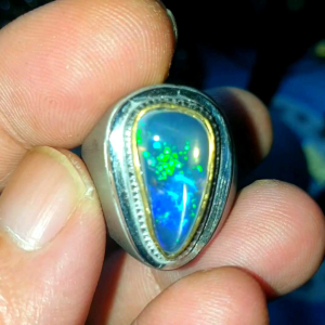 Cincin Batu Kalimaya Banten: Desain Tradisional & Aksesoris Perhiasan Batu Alam