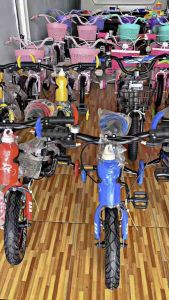 จักรยานเด็ก พร้อมส่งจากไทย ขนาด12นิ้วสุดเท่ มีให้เลือกหลายแบบ(ก่อนส่งประกอบให้ได้ไปพร้อมใช้งาน)