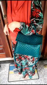 Tas Anyaman Jali Premium Slempang EMERALD Tutup Magnet Size S Tas Wanita