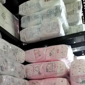 MAMY POKO Non Kemasan isi 50pcs celana atau perekat