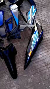 Cover Body Fullset Halus Kasar Honda Supra X 125 R New Batman 2007 s/d 2013 Warna Biru Hitam Lis Stiker 2011 2012