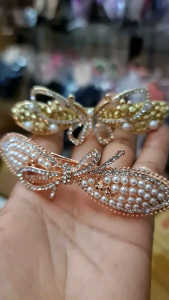 กิ๊บติดผมประดับมุข