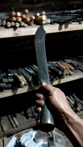 Golok Asli Baja Super Tajam Ujung Lancip Full Besi - Pedang Baja Putih Asli Anti Karat - Pisau Sembelih Murah Serbaguna