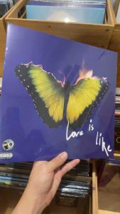 (พร้อมส่ง) แผ่นเสียง Maroon 5 Love Is Like Vinyl LP Album Yellow Marble มือหนึ่ง ซีล