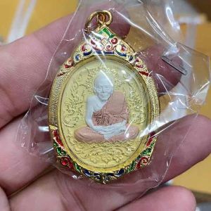 หลวงปู่ทวด ญสส. พร้อมกล่องเดิม ทรงเจริญพระชันษาครบ 100 ปี สมเด็จพระสังฆราช #หลวงปู่ทวด #ปู่ทวด #เมตตามหานิยม