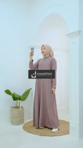 Gamis Annasiha Itycrepe Premium: Bahan Katun Alami Berkualitas