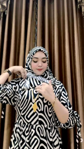 Gamis Set Hijab Muslimah: Pakaian Adat Modern yang Nyaman