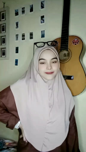 JILBAB HAmidah Size L/Bergo Hamidah/Jersey Premium