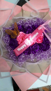 Stiker tempel /stiker gosok selempang buket wisuda / stiker pita round buket