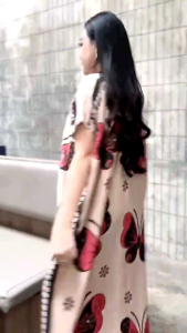 Daster jumbo motif Buterfly Ld 135 cm Bahan rayon di bagian depan variasi kancing aktif