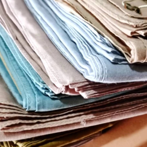 Hijab Segiempat Herscarves Ultra Voal Metal Logo Jahit Tepi Rapi Bahan Kerudung Premium