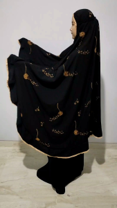 Mukena Potongan Setelan Dewasa Katun Mikro Pakai Rok Warna Hitam Motif Bordir Tabur Seribu Bunga Dandelion