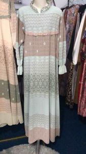 Gamis Motif Kerah Sanghai: Desain Elegan untuk Pakaian Wanita Modern