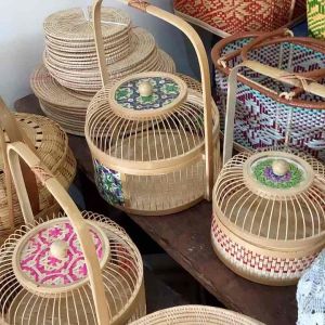 ตะกร้า พิกุล ปิ่นโต ฝากรงนก กระเช้า ปีใหม่ ชะลอม ของขวัญ แบบปีใหม่