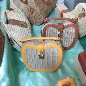 กระเป๋าแอปเปิ้ล กระเป๋าสาน กระเป๋าถือ กระเป๋าสะพาย กระเป๋าออกงาน สินค้าไทย จัดส่งเร็ว