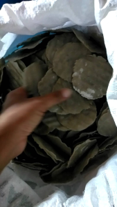 100 Keping Sedang/Kemplang Mentah Panggang Khas Dari Palembang Sumsel