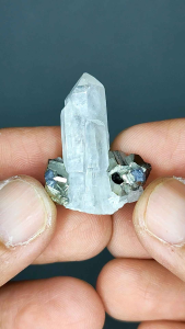 ไพไรต์ บน ควอตซ์ คริสตัล🔺Pyrite With Quartz Crystal