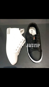 Sneakers Wanita Hologram Sol Kekinian DETAILS By Matahari Dept Store