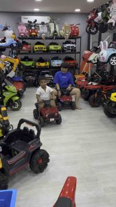 Np Toys รถแบตเตอรี่ด็ก รถเด็กนั่งATVหน้าบีเอ็มมินิ ขับได้จริง ขนาด1มอเตอร์ No.2128