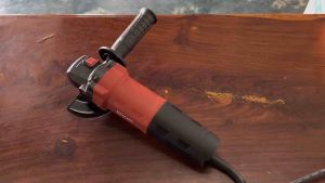 GIAIR JF9106 เครื่องเจีย ขนาด  4”  กำลังไฟ  750W ความเร็วรอบ 11000 RPM  สวิทช์ท้าย  โครงไฟเบอร์