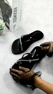 SANDAL TEPLEK WANITA KEKINIAN BERKUALITAS ANTI LICIN VARIASI PREGASI