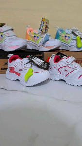 Sepatu Sneaker anak cewek PROATT KIM 010/020 & Kbu 28/33(FREE KAOS KAKI)