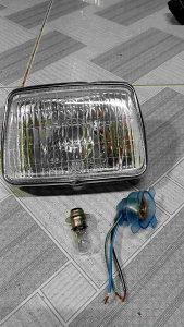 CHÓA ĐÈN XE CUB 82.84.DD.DHHÀNG STANLEY 001-1613 JABAN TRẮNG SÁNG CHẤT LƯỢNG ANH EM MUA HÀNG LH ZALO 090376133.