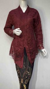 Kartini blues brokat