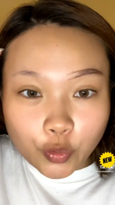 Xi Xiu Pencil Alis 2 in 1: Pensil Alis Hitam & Cokelat