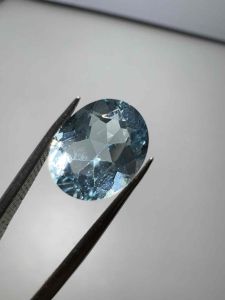 3380-ĐÁ TOPAZ XANH DƯƠNG ( THIÊN NHIÊN ) KHÔNG PHÁT QUANG ĐỎ DƯỚI TIA UV.