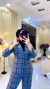 Setelan Blezer Kotak2 Bhn Belle Square LD 110