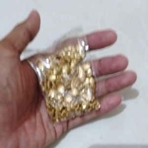 Manik Model Bulat Baling Warna Emas