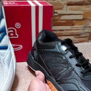 Sepatu Olahraga Sepatu Pria Badminton Sol Karet/Sepatu Volly/Sepatu Tennis