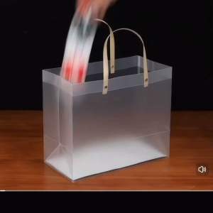 PVC transparent handbag cosmetics gift bag pp frosted hard plastic net celebrity clothing store hand-held packaging