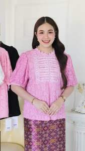 SL-13>> เสื้อลูกไม้ทั้งตัว แขน3 ส่วน ลูกไม้มีซับใน เสื้อดอกไม้ ผ้านิ่ม อก 38-42 นิ้ว สีฟ้า สดใส ใส่ได้ทุกงาน ใส่สบาย ลายน่ารัก