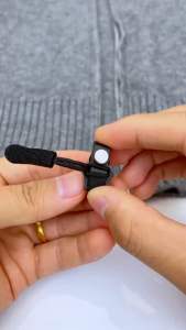 拉链修复器 (1套12个) Zipper Repairer   #大✘4 中✘4 小✘4  #衣服包包拉链坏了😳，别着急扔，就用这个拉链头修复器✨，安装简单，拉链头通用，方便又实用✨！#拉链修复器 #可拆卸拉链头🔥