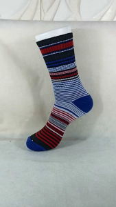 Kaos Kaki Old School Motif Garis Warna Warni Setengah Betis GCC005