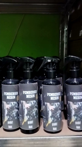 Pembersih Mesin Kendaraan: Cara Membuat Mobil & Motor Kinclong