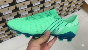 รองเท้าฟุตบอล pan รุ่น Balancer touch x รองท็อป