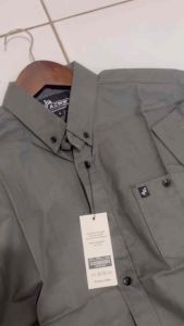 BAJU KEMEJA PRIA POLOS LENGAN PENDEK / KEMEJA DISTRO KEMEJA POLOS / PREMIUM / MURAH BERKUALITAS / KEMEJA PRIA DEWASA