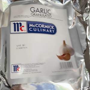McCormick Garlic Granulated 1kg: Easy to Use Garlic Powder for Flavor Enhancement