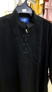 JUBAH AL-HERA PUTIH HITAM LELAKI JUBAH ZALUR ZIP PUTIH HITAM Jubah Tahfiz Budak Koshibo Zip