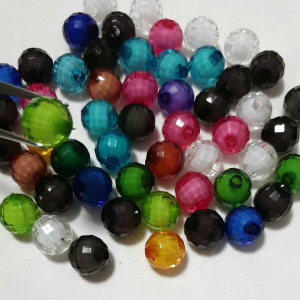 ลูกปัด ทับทิม 12 มิล (25 เม็ด) ทับทิมกรอบ ลูกปัดเหลี่ยม ลูกปัดมีรู ลูกปัดทับทิม